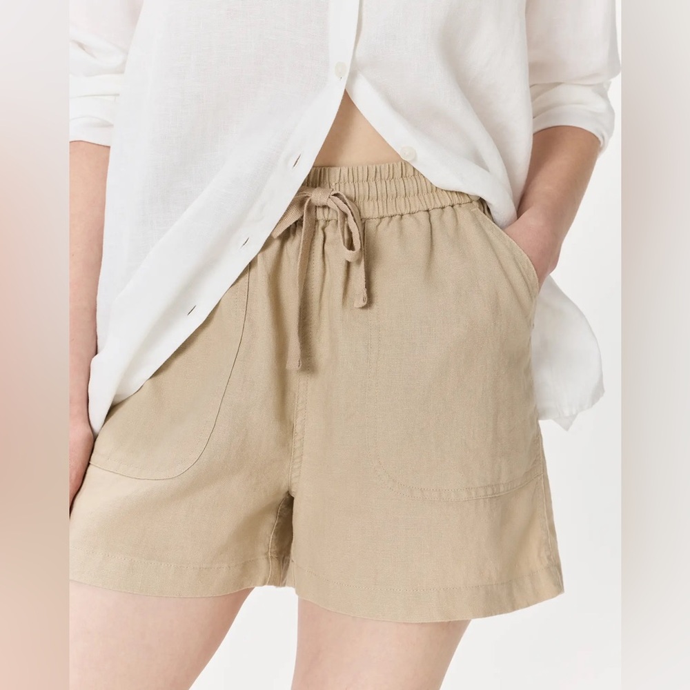 Quince Beige Drawstring Cargo Shorts